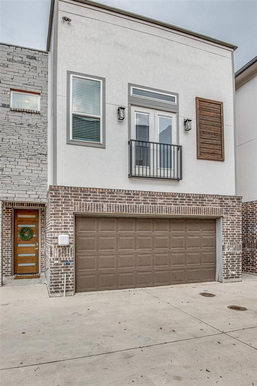 Amour Vallee Condos - Residential