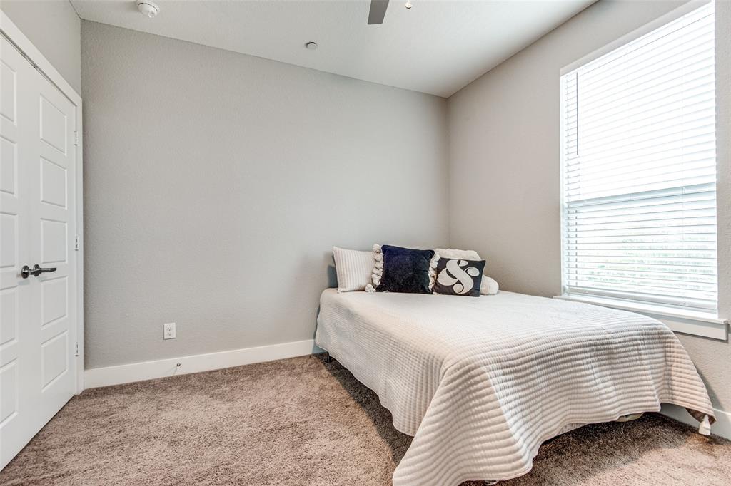 Amour Vallee Condos - Residential