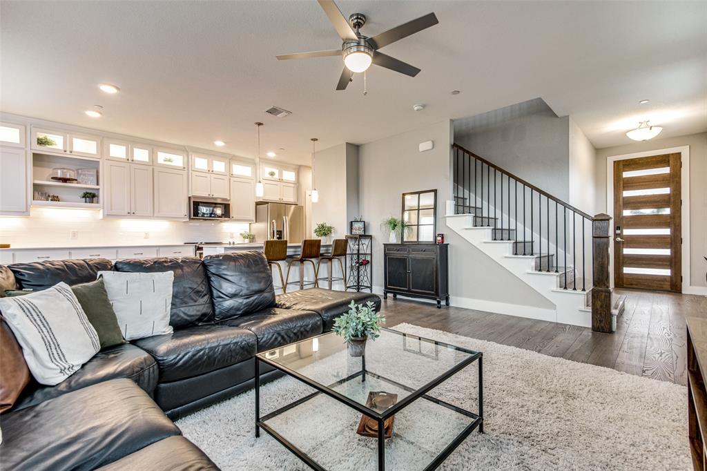 Amour Vallee Condos - Residential