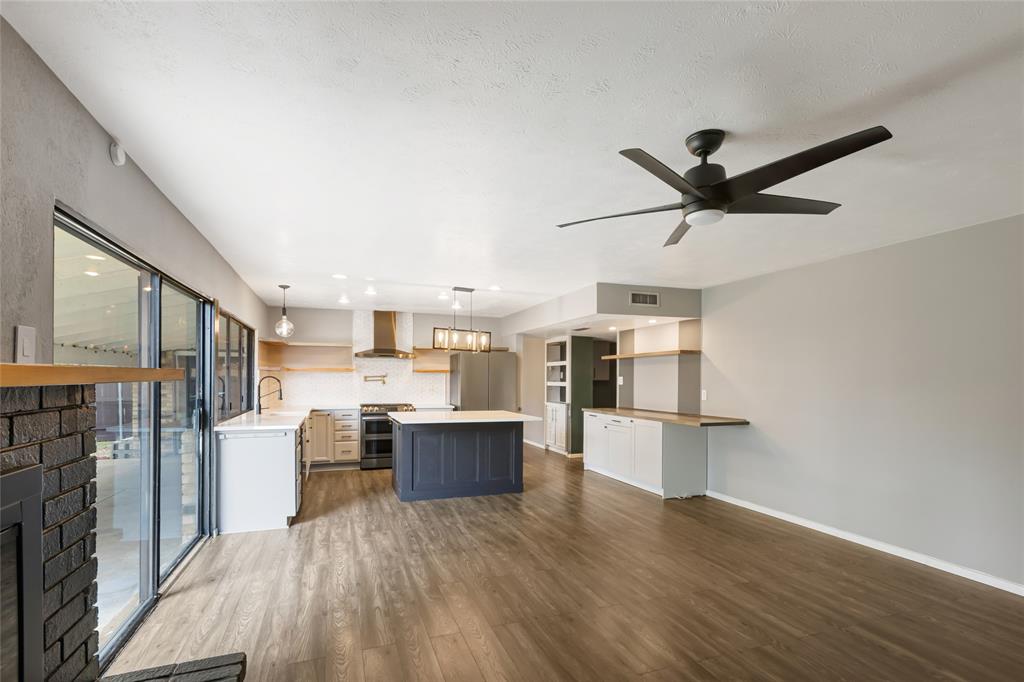 6533 Mesquite Trail