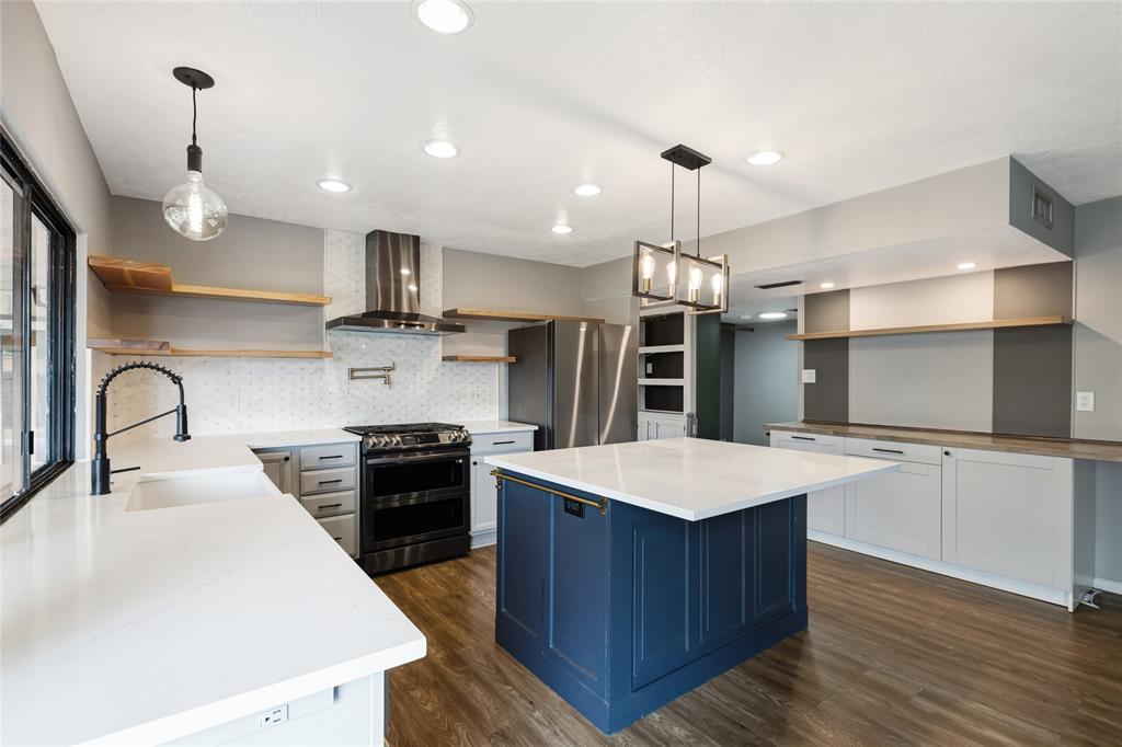 6533 Mesquite Trail