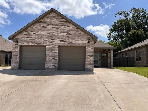 Property photo of 7511 Novella Drive, Fort Worth, TX 76134