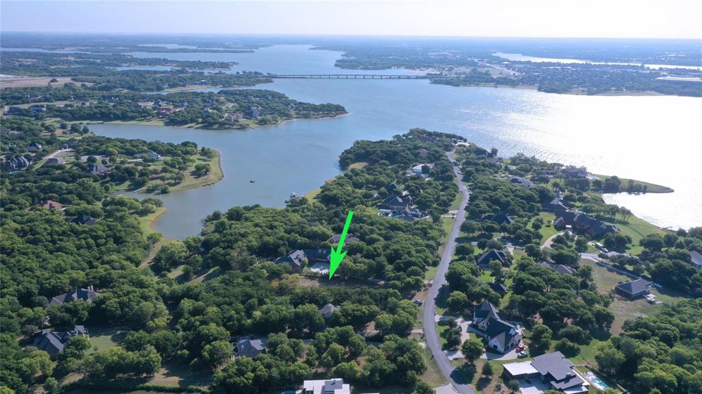 3927 Spinnaker Run Point