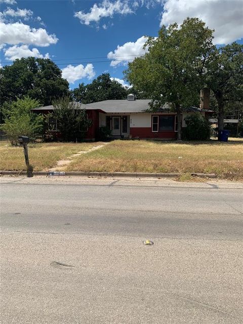 A home in Brownwood