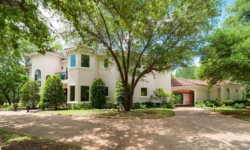 2025 Breaker Lane