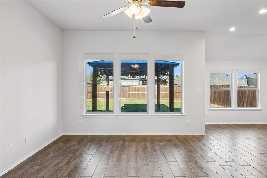 9916 Ginkgo Lane