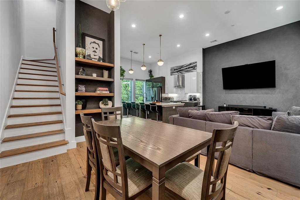 Live Oak Condominiums - Residential