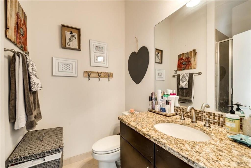 Ross Ave Brownstones - Residential Lease