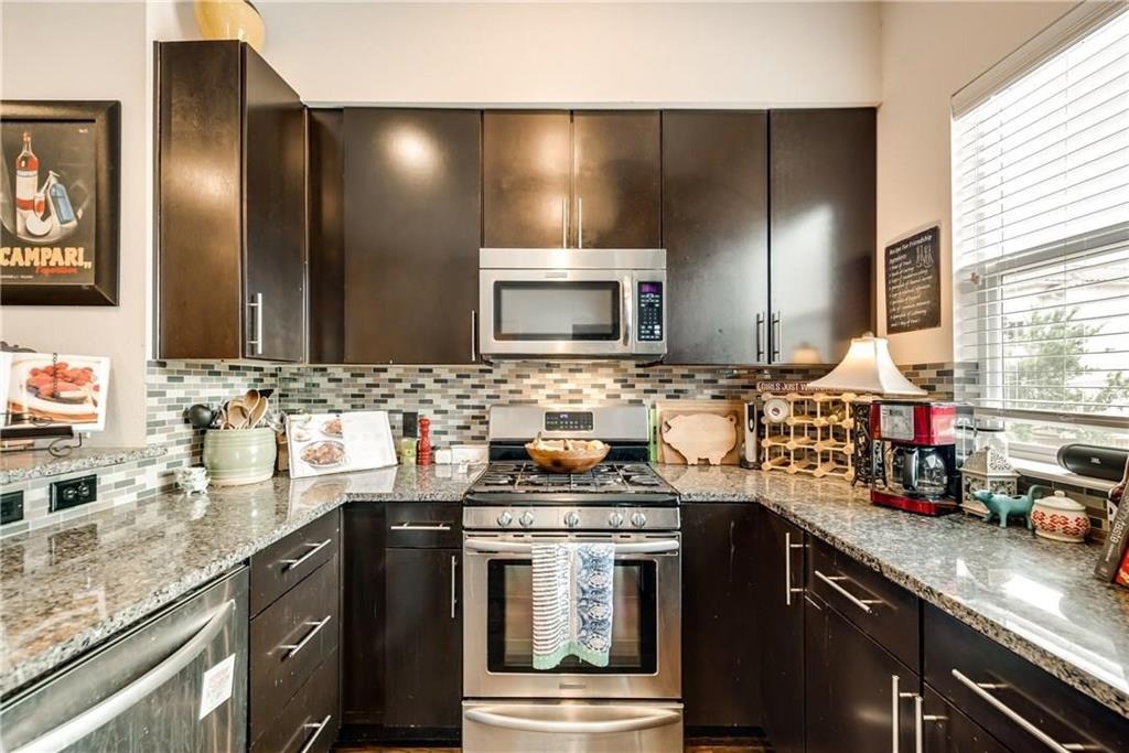 Ross Ave Brownstones - Residential Lease