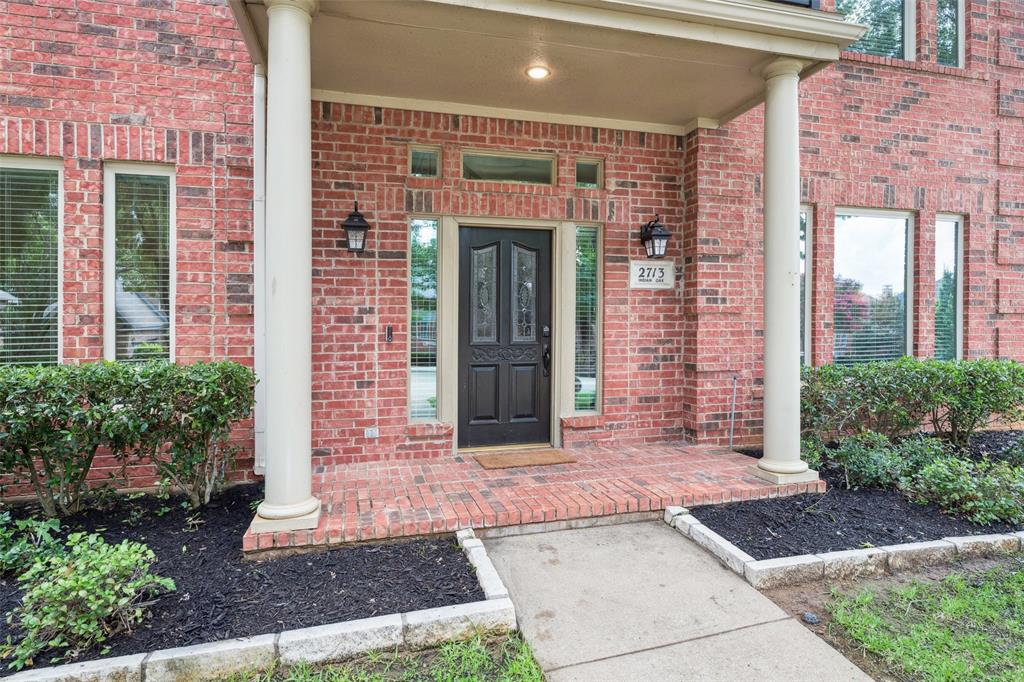 2713 Indian Oak Drive
