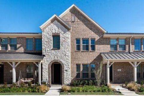 Photo of 524 4th Street, Argyle, TX 76226 (MLS # 21213705)