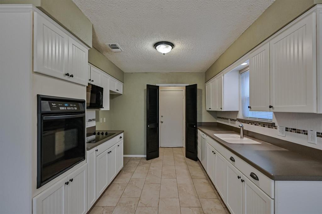 Huntwick Add - Residential Lease