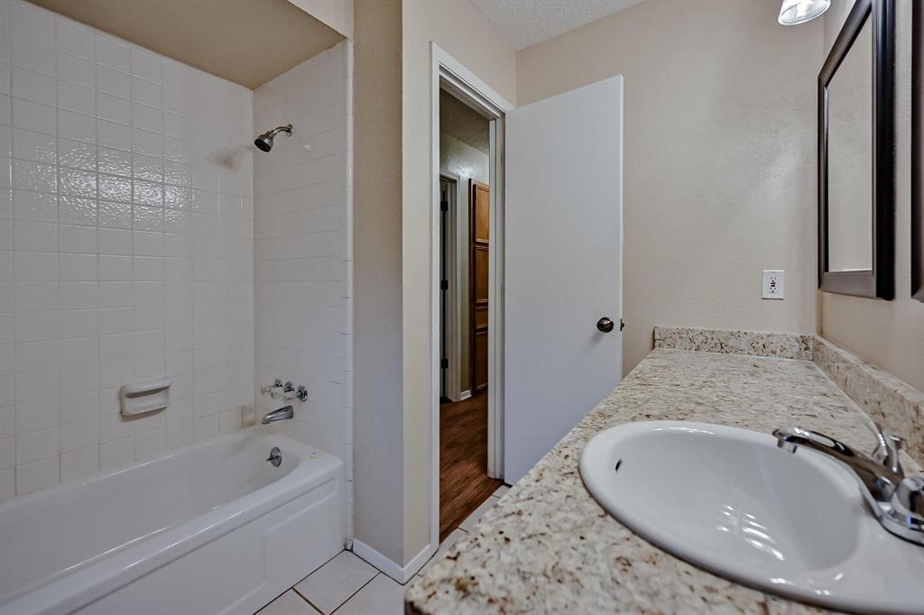 Huntwick Add - Residential Lease