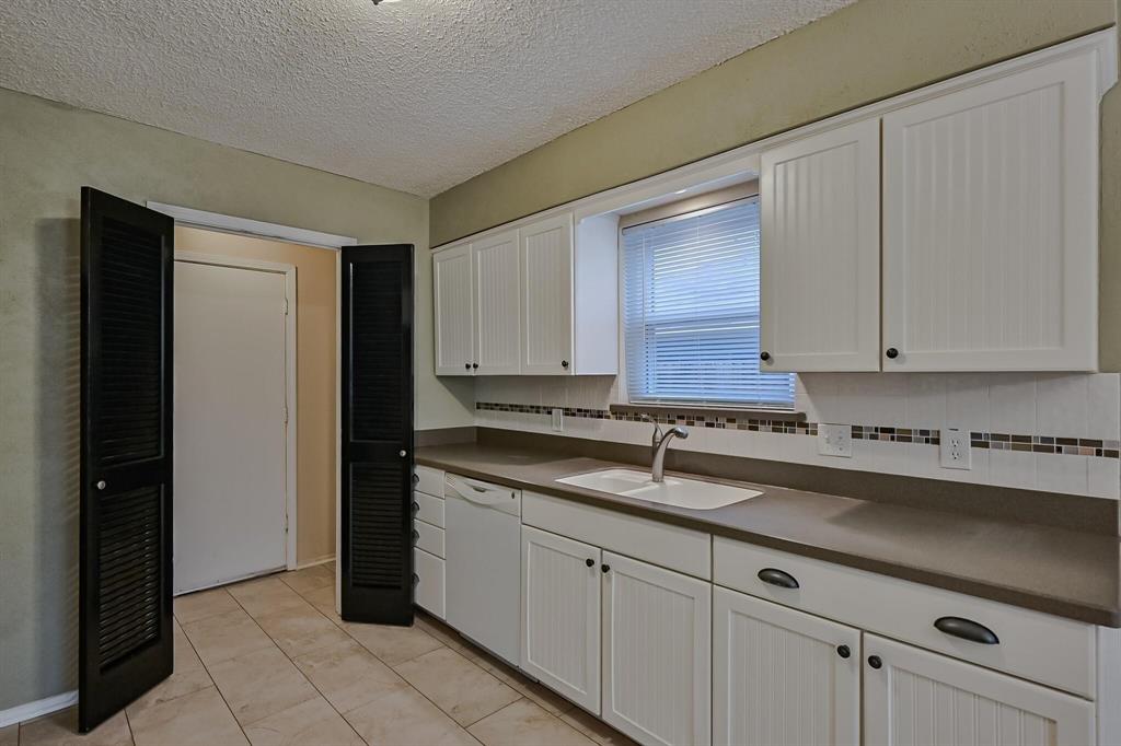 Huntwick Add - Residential Lease