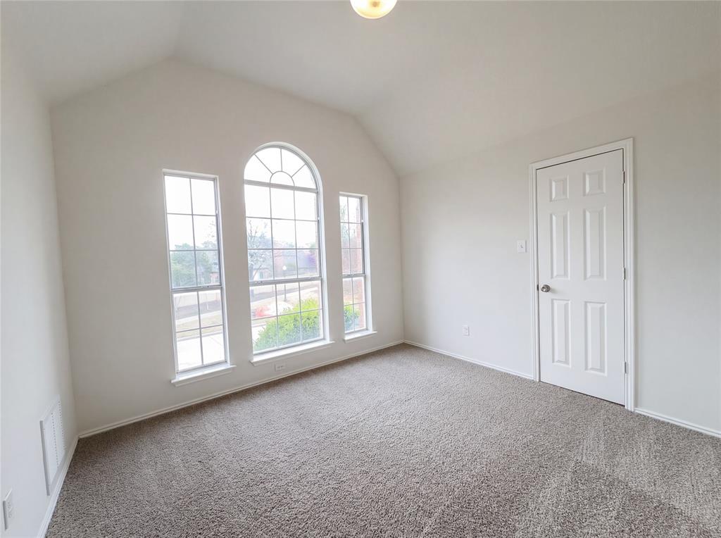 5902 Quail Creek Drive