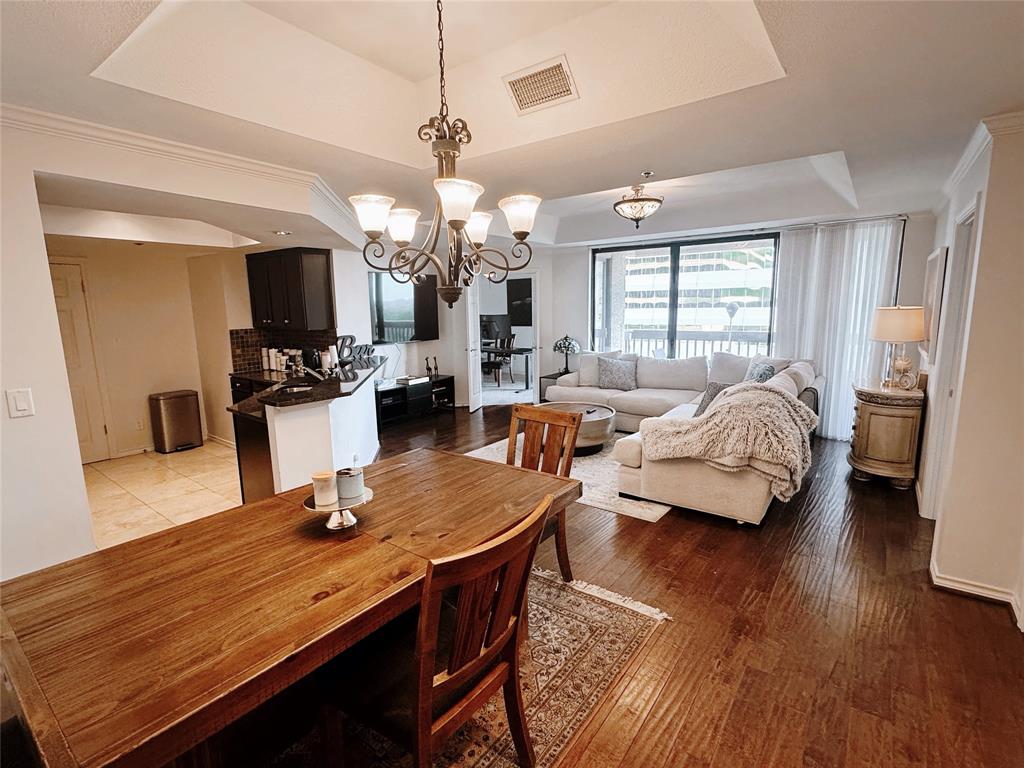 5909 Luther Lane 801