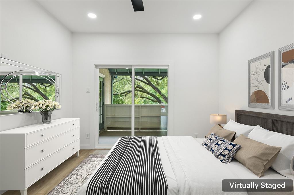 Woods On Park Lane Condos - Residential