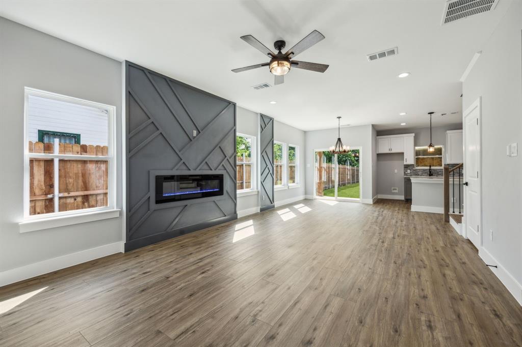 4002 Robert L Parish Sr. Avenue