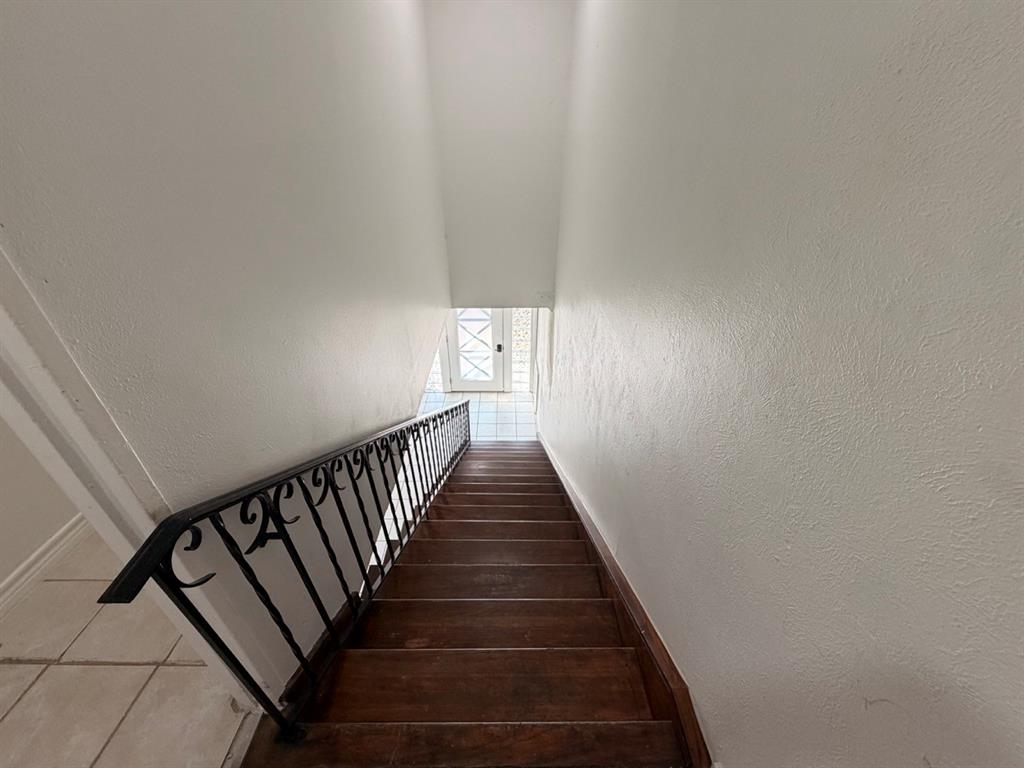 4115 Douglas Avenue 206