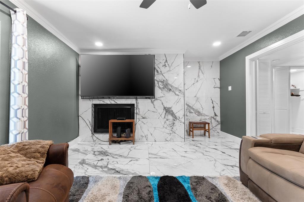 4006 Mayflower Drive