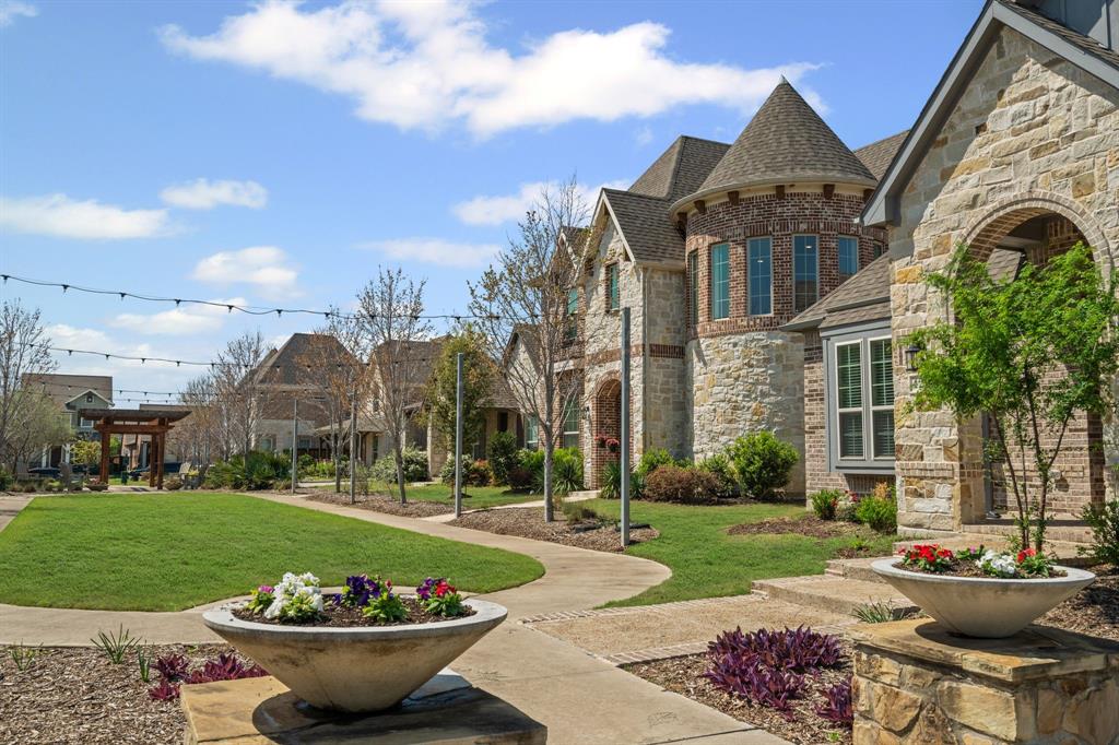 4209 Briar Rose Way