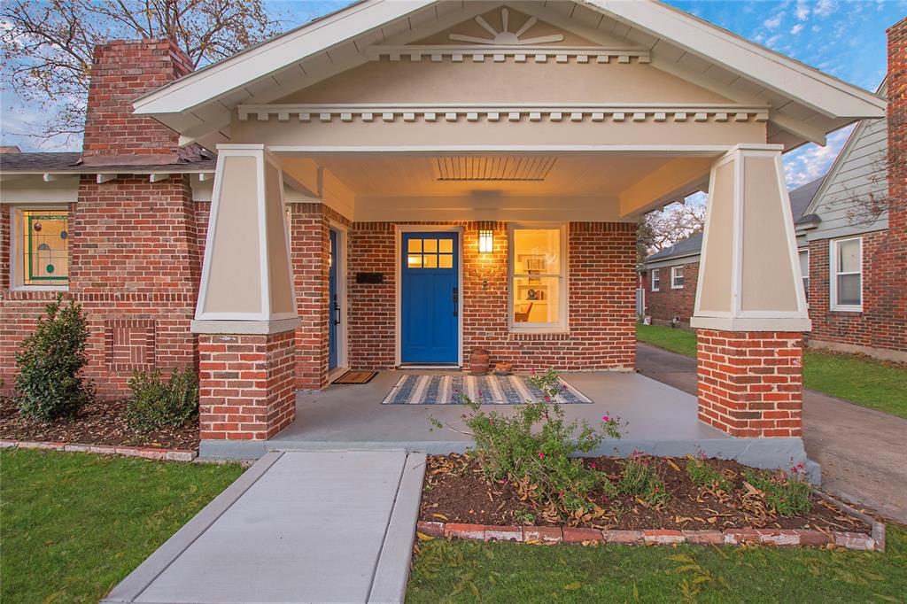 5843 Vanderbilt Avenue