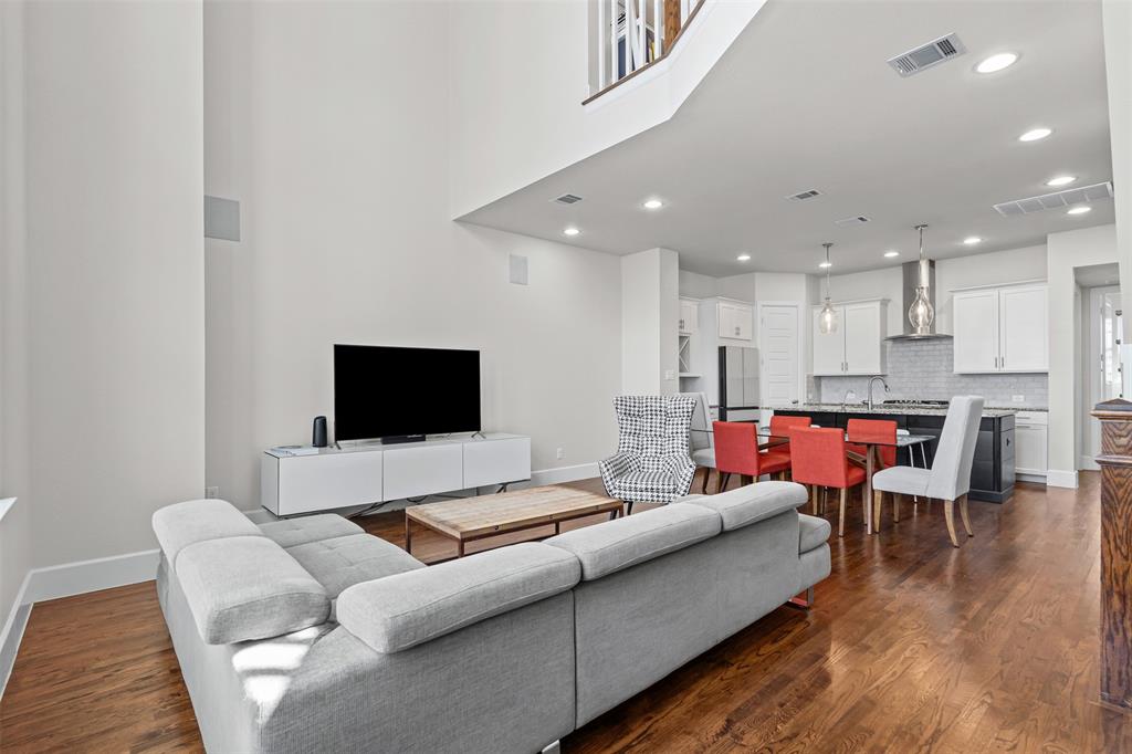 VILLAS OF GARRETT AVENUE - Residential