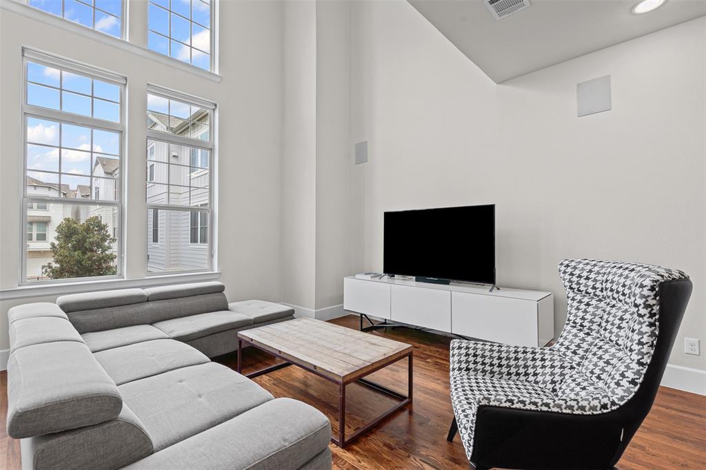 VILLAS OF GARRETT AVENUE - Residential