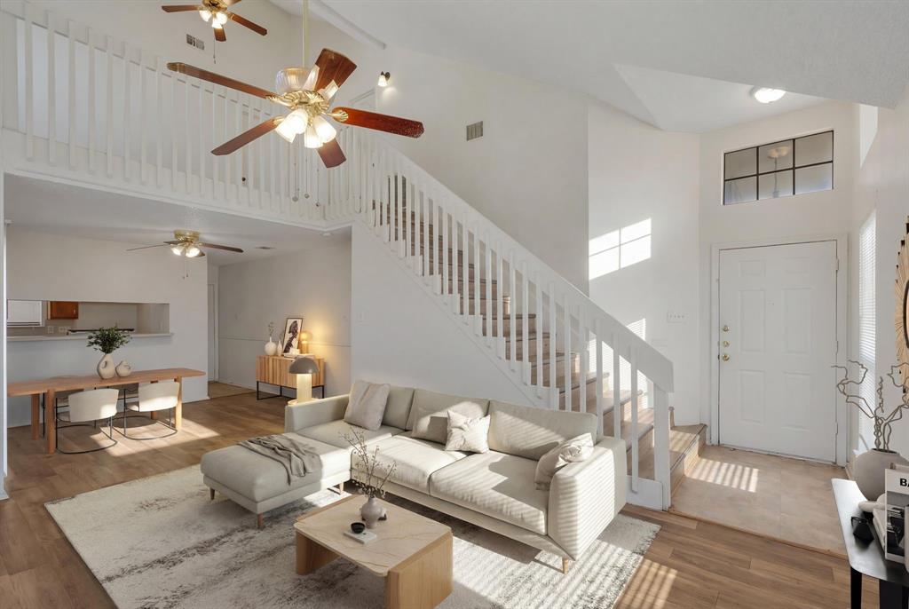 618 Las Brisas Drive