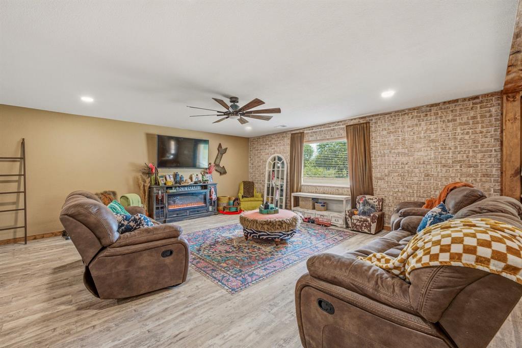 352 Seaberry Loop