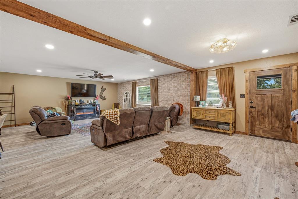 352 Seaberry Loop