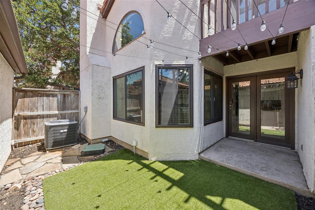 Lifescape Villas On Midway A Condo - Residential