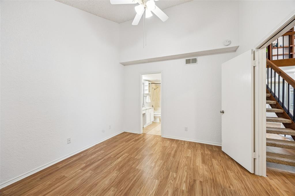 Lifescape Villas On Midway A Condo - Residential