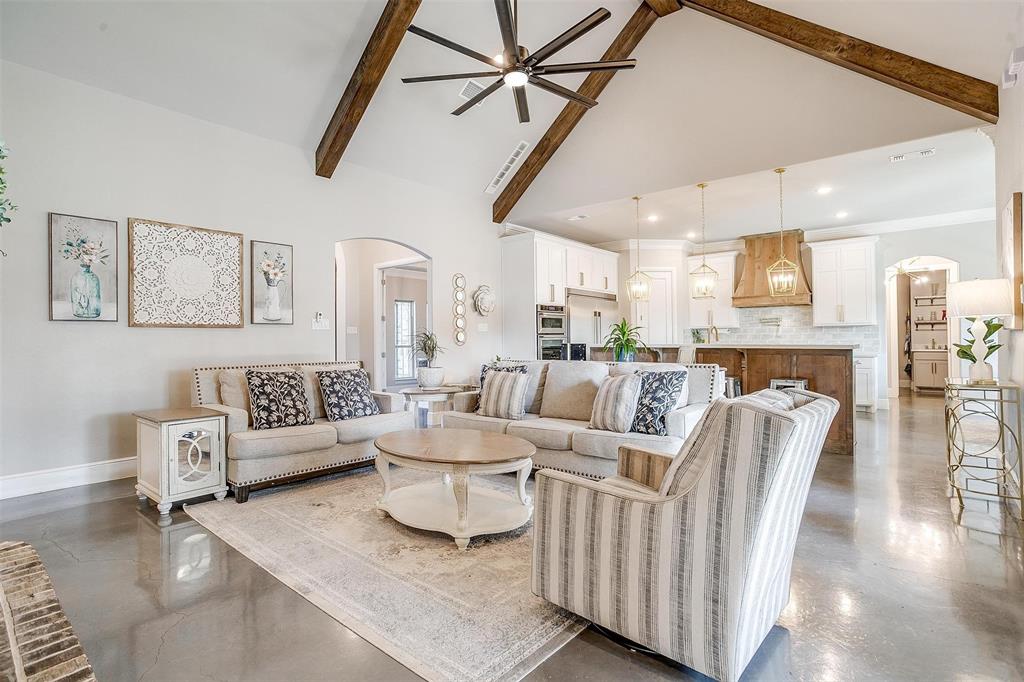 3207 Hummingbird Court