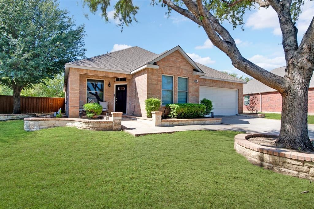 2600 Winterberry Lane