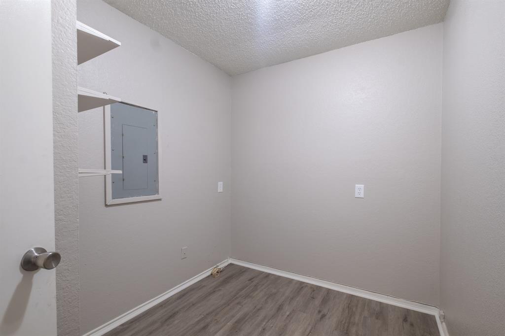 Oak Creek Estates - Residential