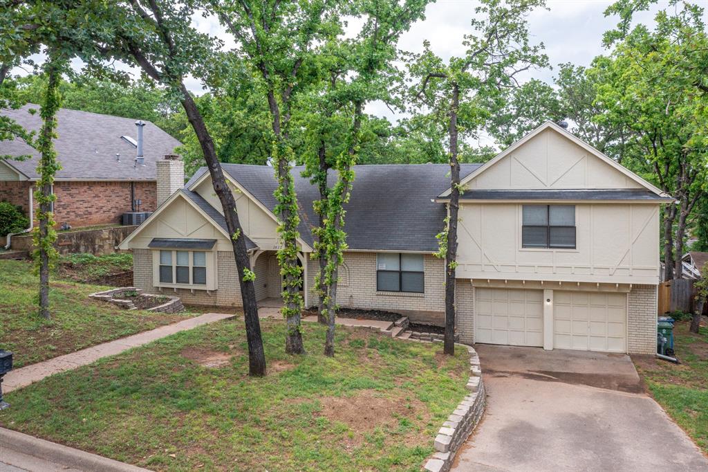 2822 Ridgewood Drive