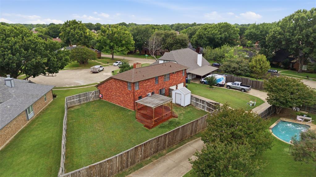 605 Buttercup Circle