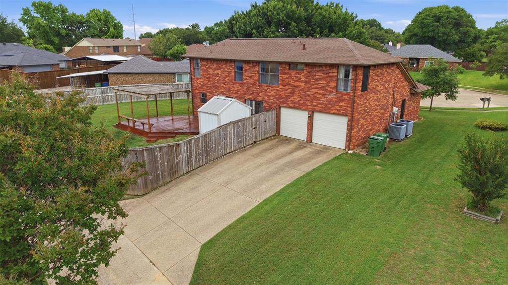605 Buttercup Circle