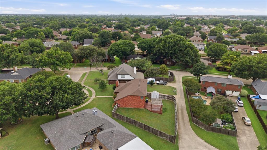 605 Buttercup Circle