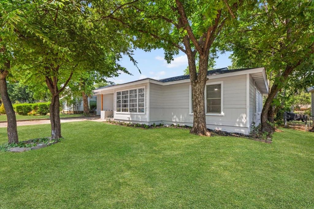 5609 Wainwright Drive