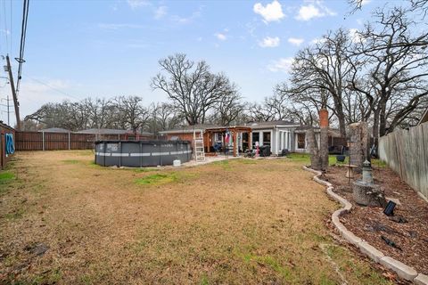 A home in Corsicana