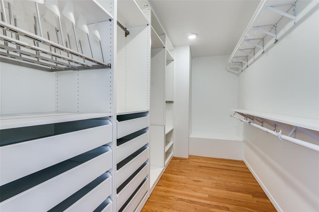 Robertson & Harris - Residential