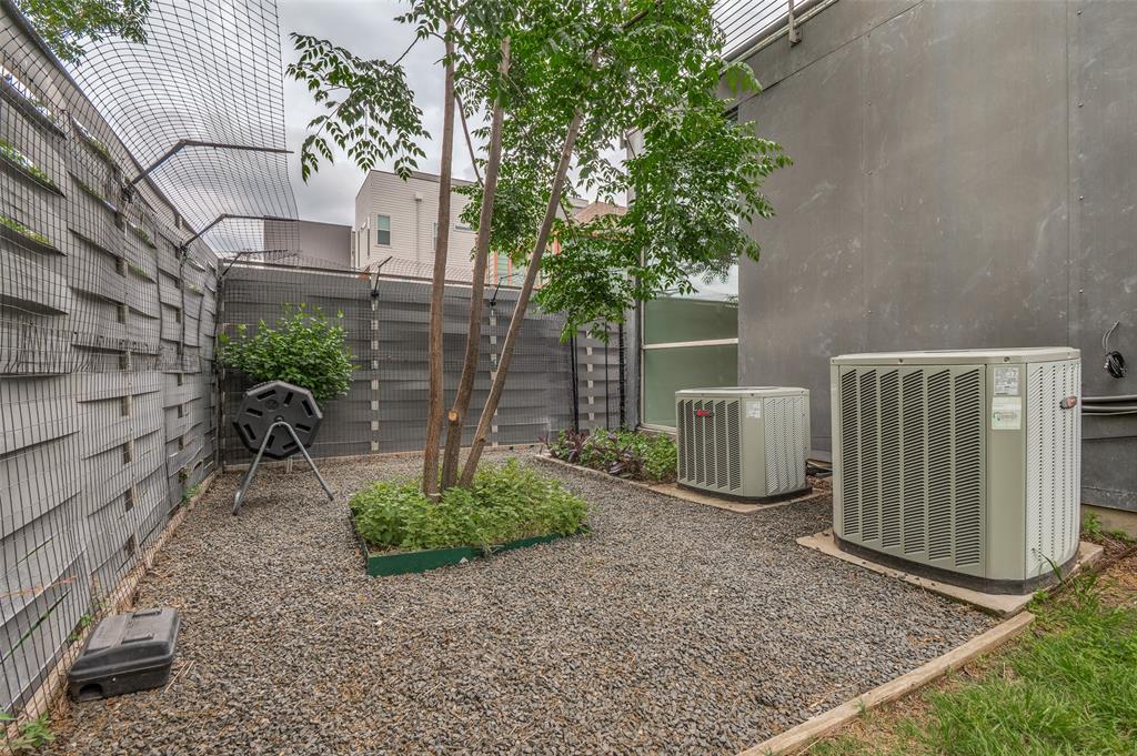 Robertson & Harris - Residential