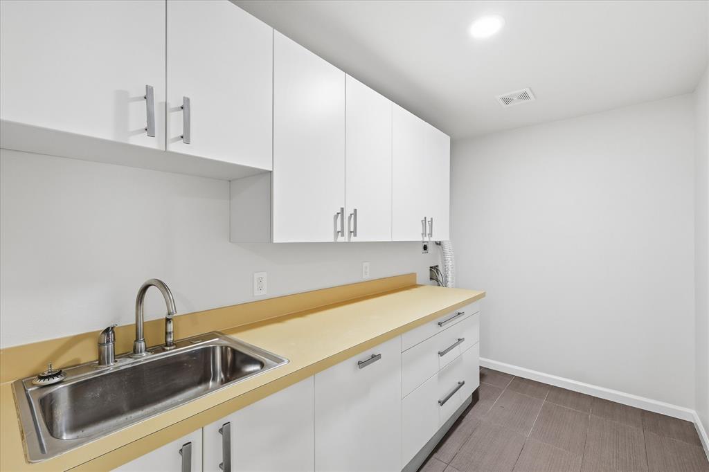 Brook Hollow Add - Residential