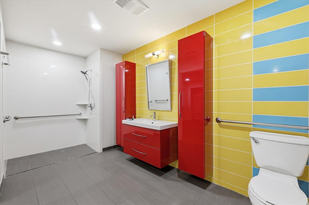 Brook Hollow Add - Residential