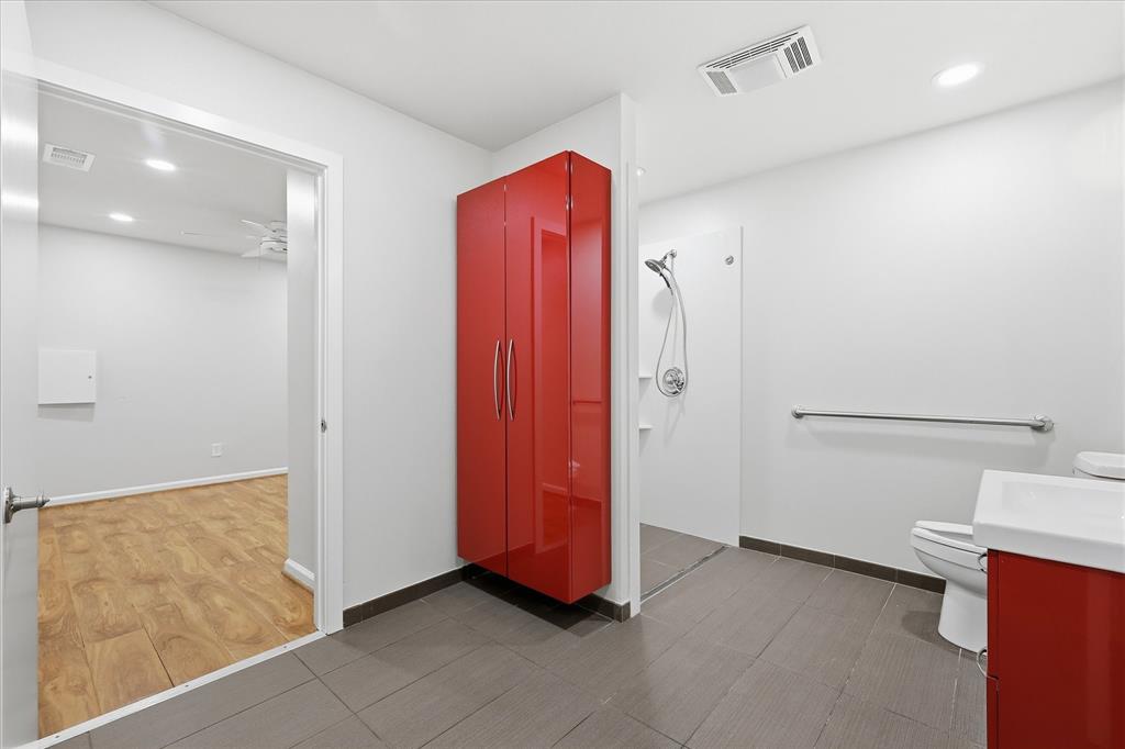 Brook Hollow Add - Residential