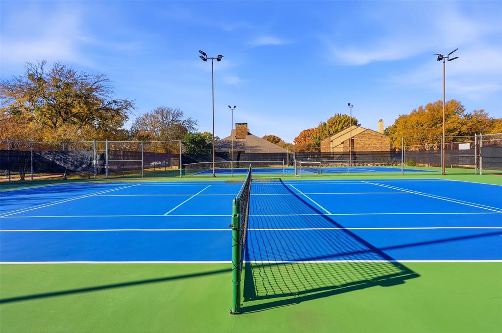Cloisters Condo The - Residential