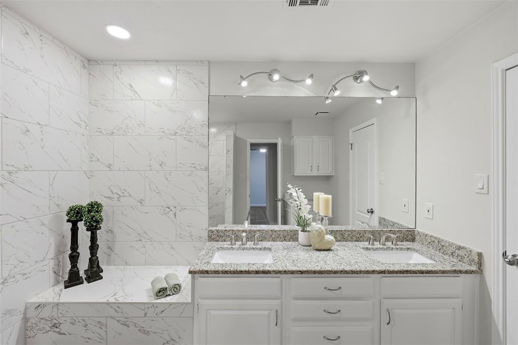 Cloisters Condo The - Residential