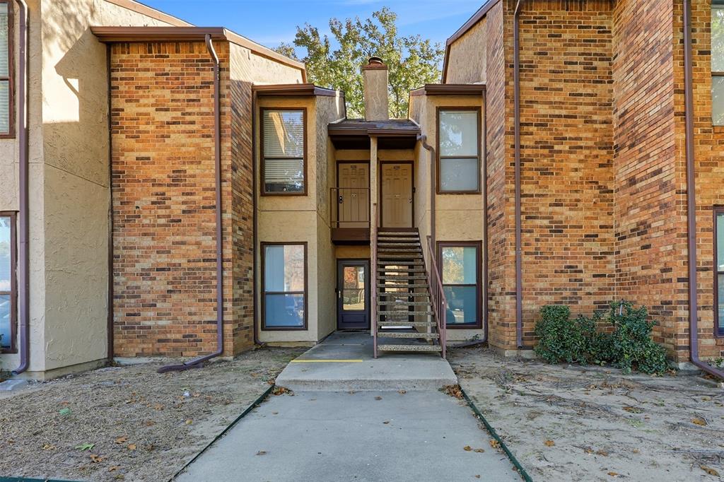 Cloisters Condo The - Residential